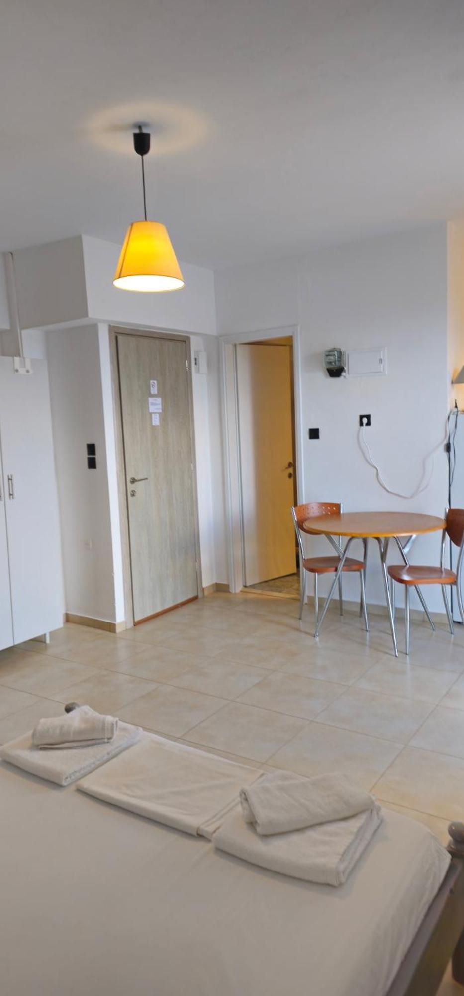 Hotel Argiropouloi à Parálion Ástros Extérieur photo
