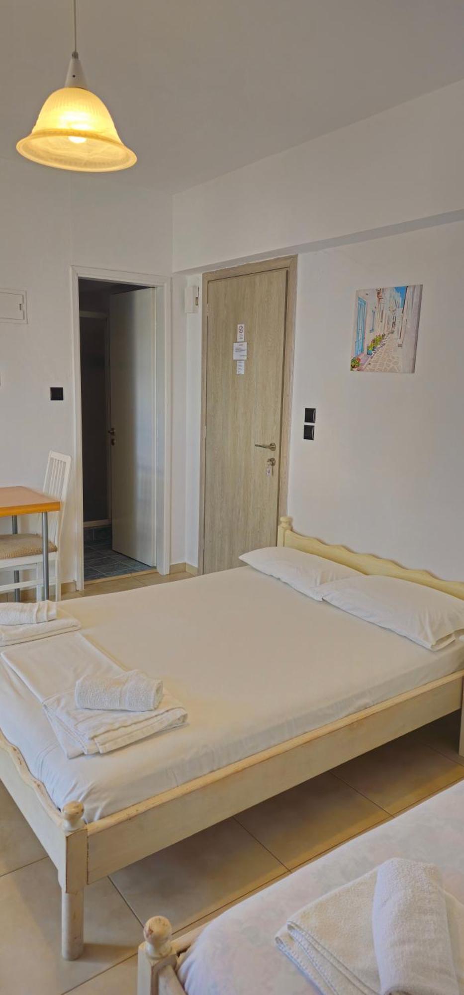 Hotel Argiropouloi à Parálion Ástros Extérieur photo